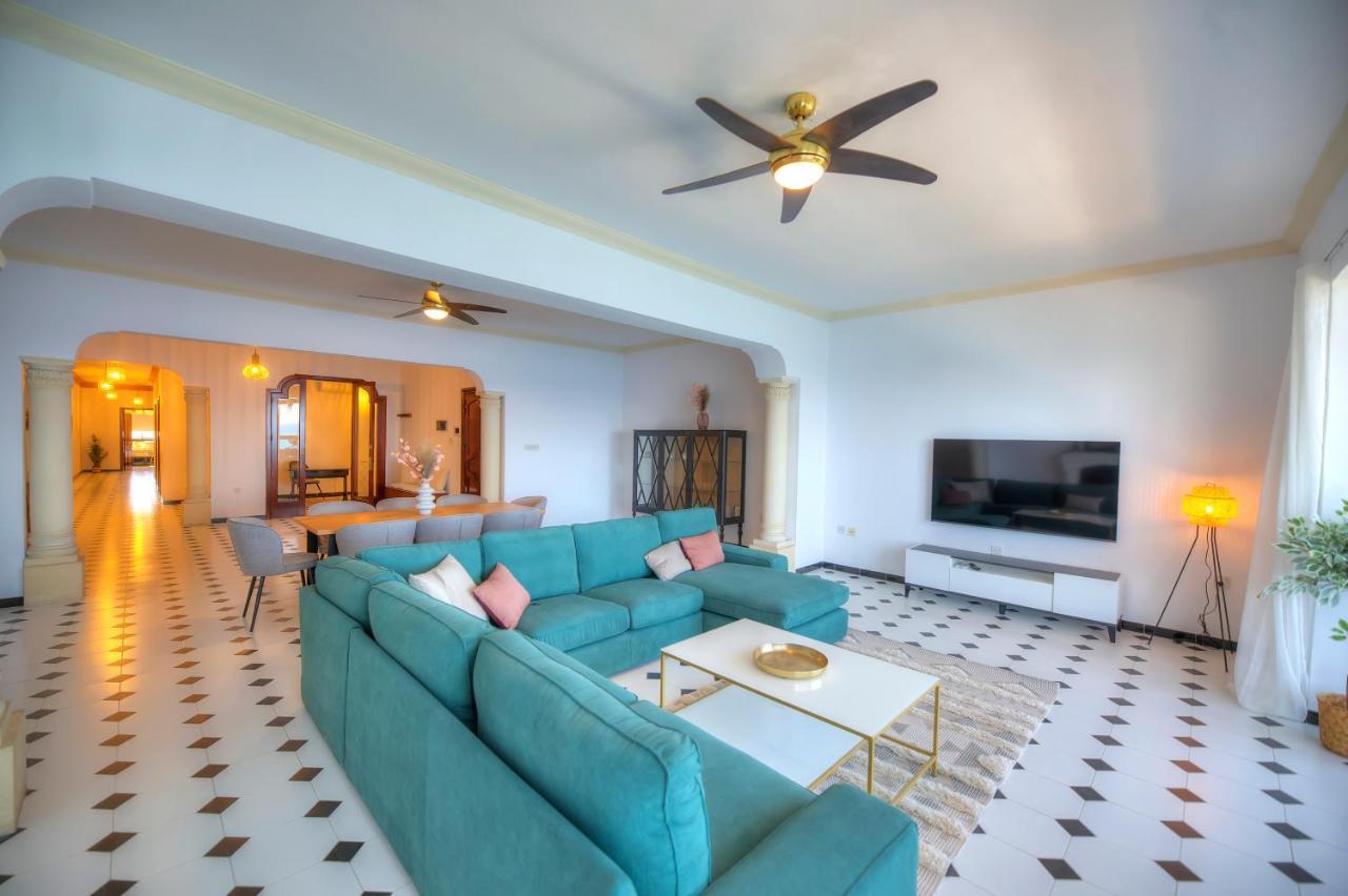 Beautifully Furnished Seafront 4 Bedrooms Goslm-4 Sliema Exteriör bild