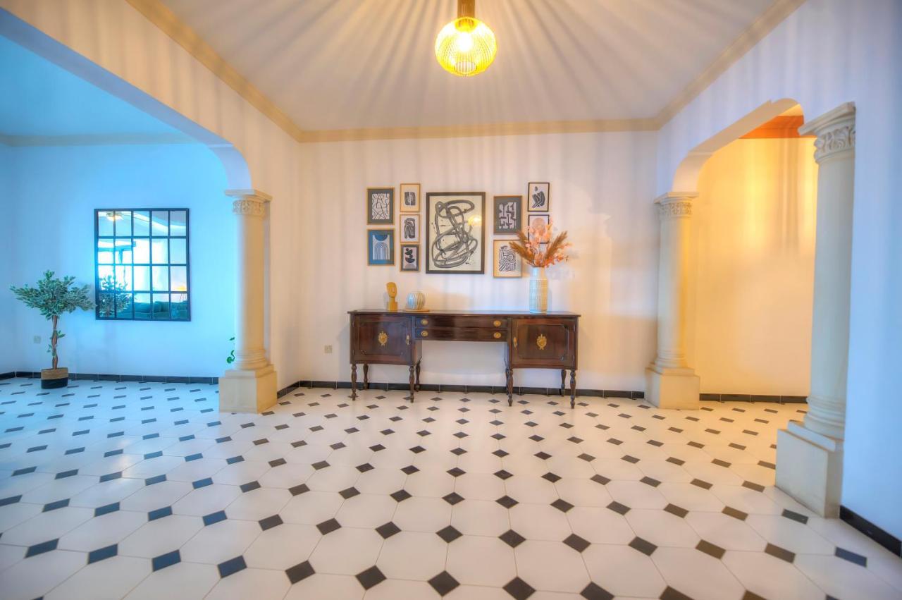 Beautifully Furnished Seafront 4 Bedrooms Goslm-4 Sliema Exteriör bild