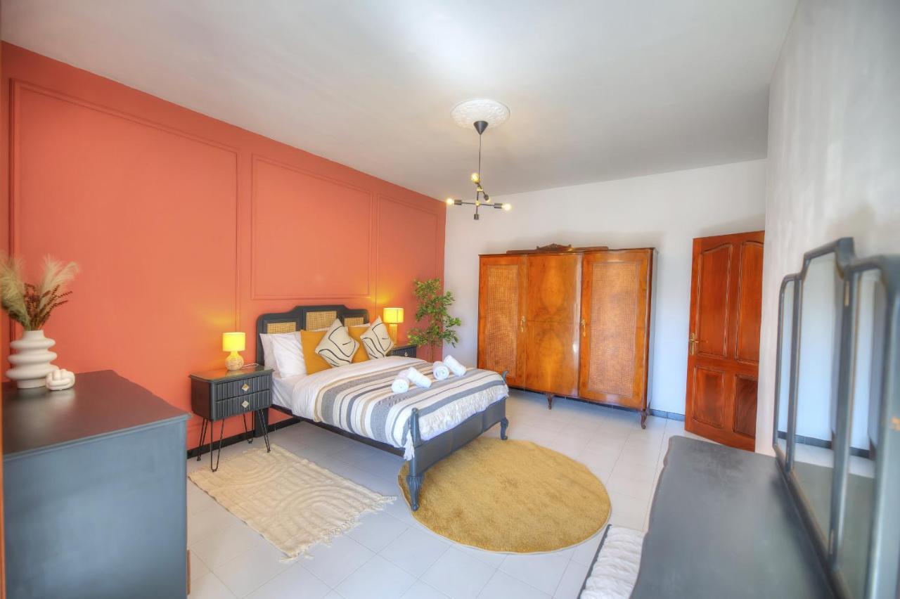 Beautifully Furnished Seafront 4 Bedrooms Goslm-4 Sliema Exteriör bild
